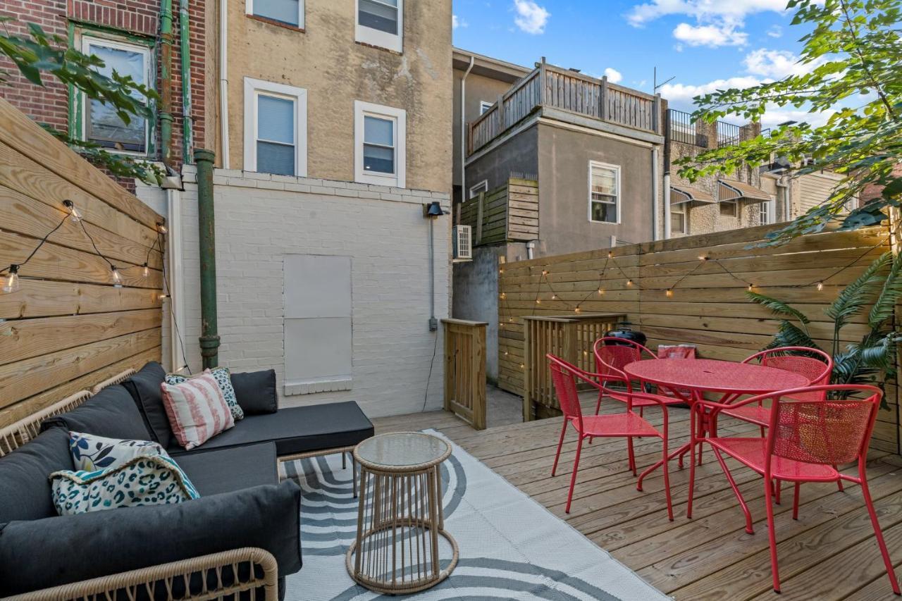 Passyunk Square Spacious 1 Bedroom Oasis- Huge Deck Philadelphia Bagian luar foto