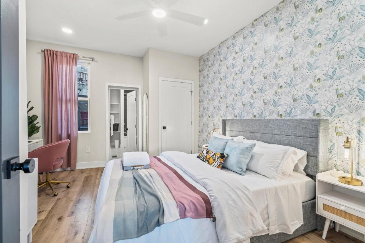 Passyunk Square Spacious 1 Bedroom Oasis- Huge Deck Philadelphia Bagian luar foto